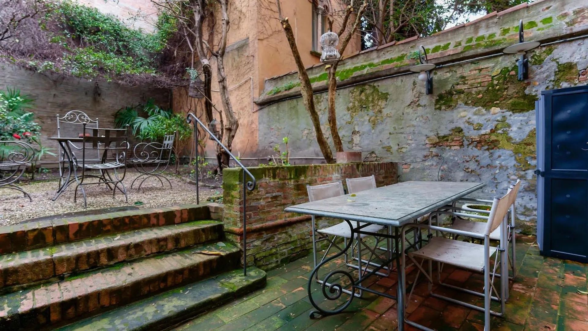 Borgo Cantarana Bologna