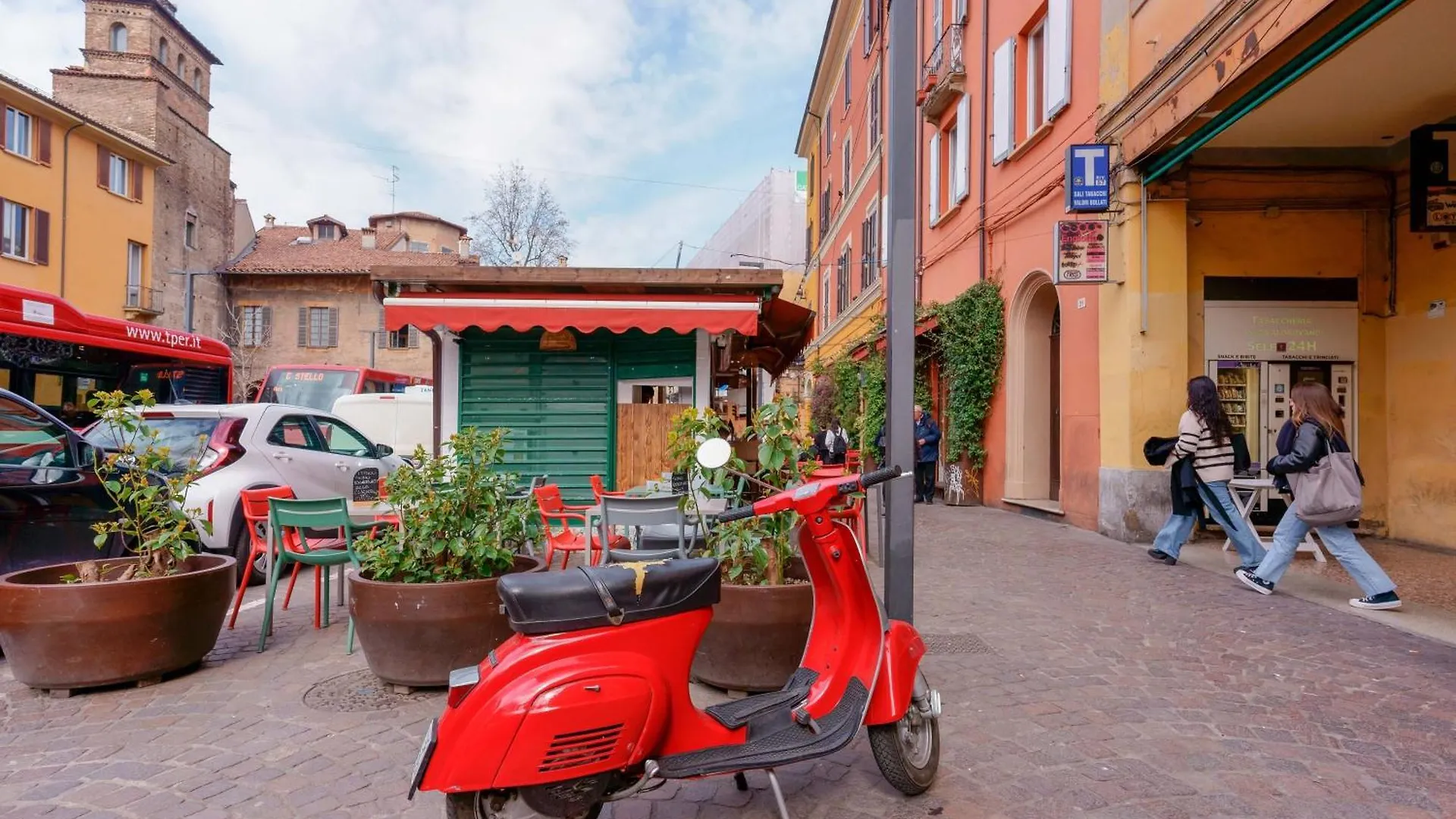 Borgo Cantarana Bologna 0*,