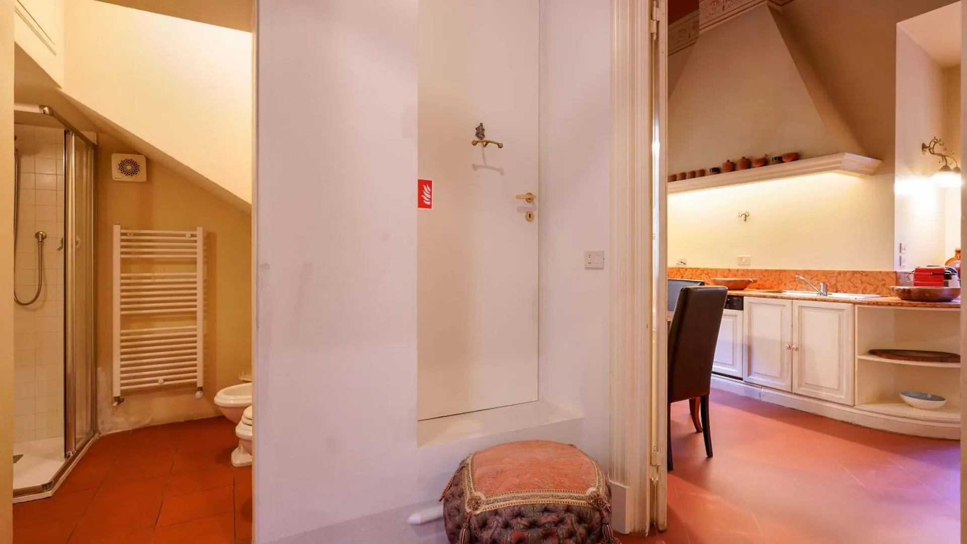 Borgo Cantarana Bologna 0*,